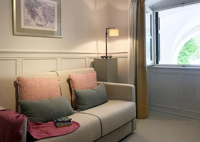 St Michael Liston Apartment *